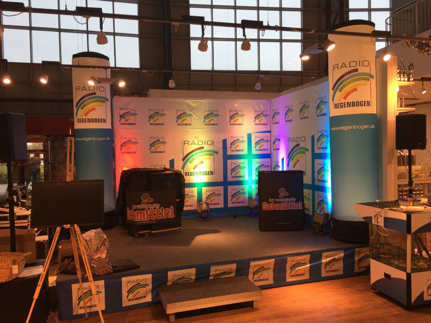 Zwischen Betten Und Radio Regenbogen
