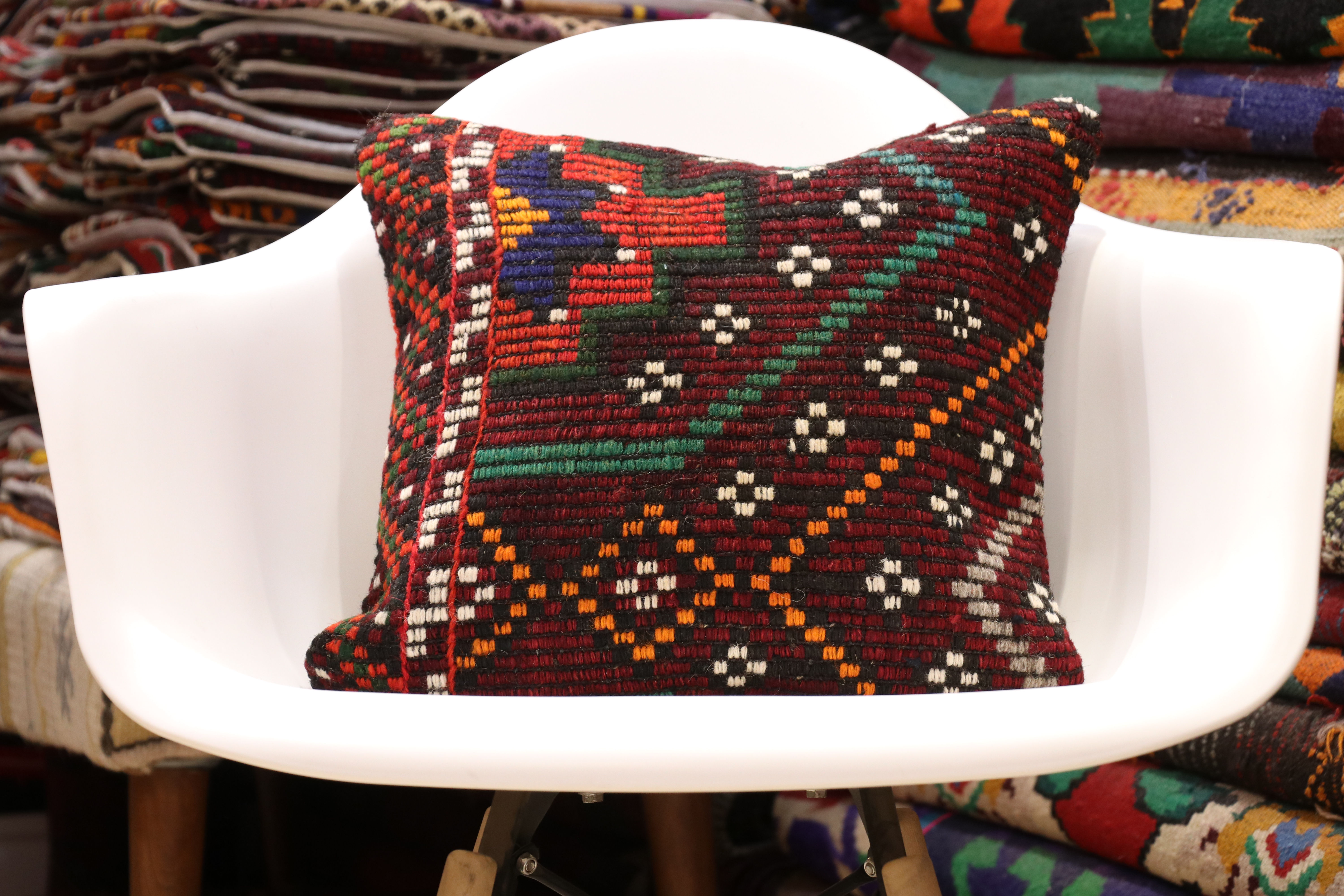 Kilim Kırlent Kılıfı