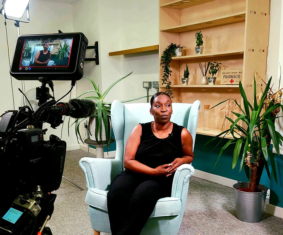 Maz Photo_edited.jpg