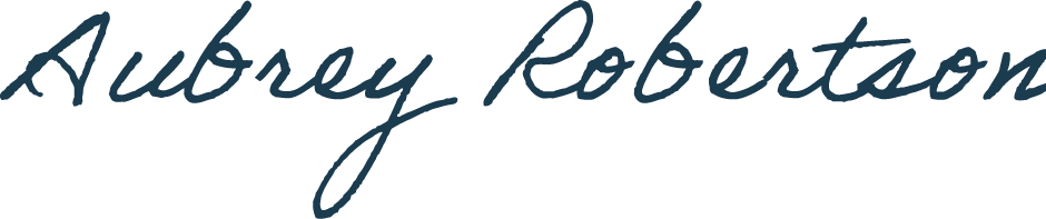 Aubrey Robertson-signature.png