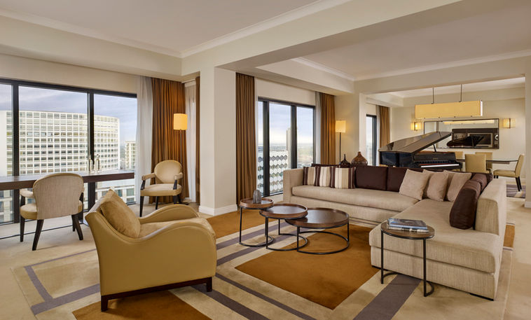 002 Hyatt_BHX_190772.jpg