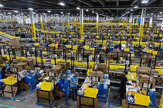 AMAZON-WAREHOUSE-BLOOMBERG.jpg