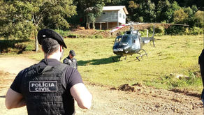 Polícia Civil invade base de quadrilha especializada em roubos na região e bandido é morto em troca