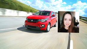 Moradora de Água Doce ganha carro 0km em promoção da APAE