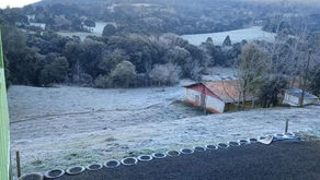 Água Doce amanhece congelada neste domingo (04)