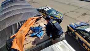 PRF apreende 200 mil maços de cigarros contrabandeados em Água Doce