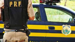 Condutor fica ferido após saída de pista na BR-153