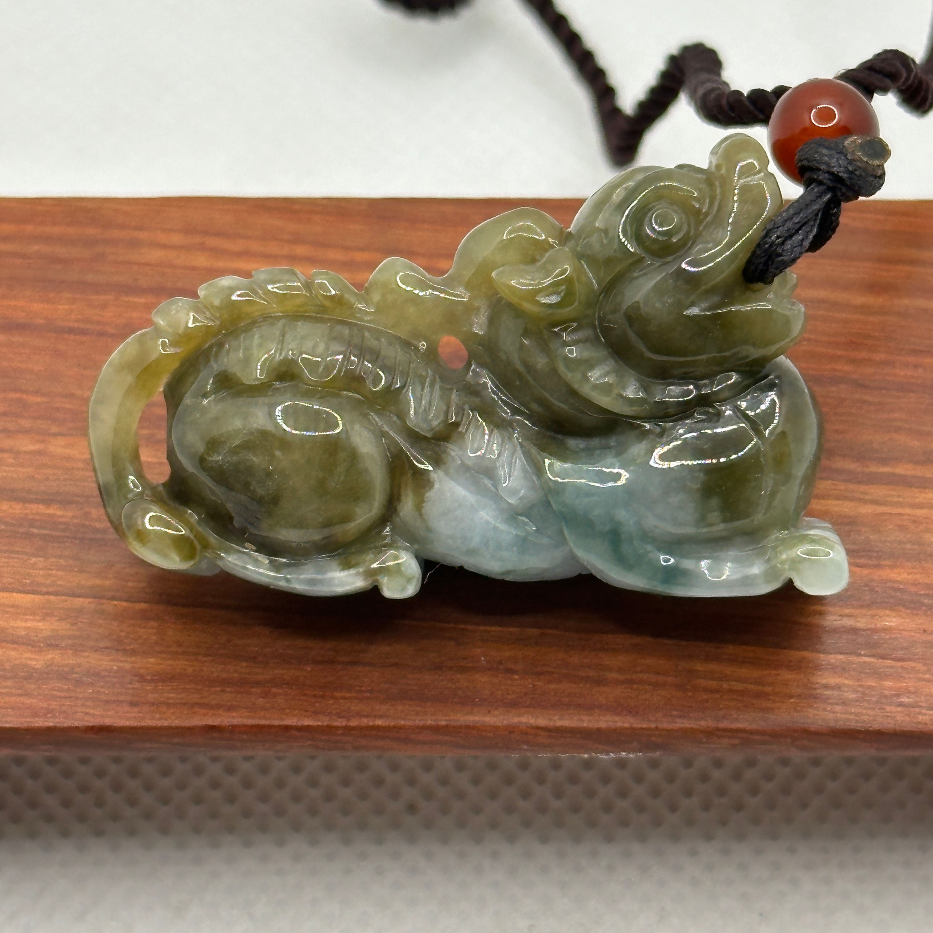 【清瑩，鎏金】ー麒麟獻瑞