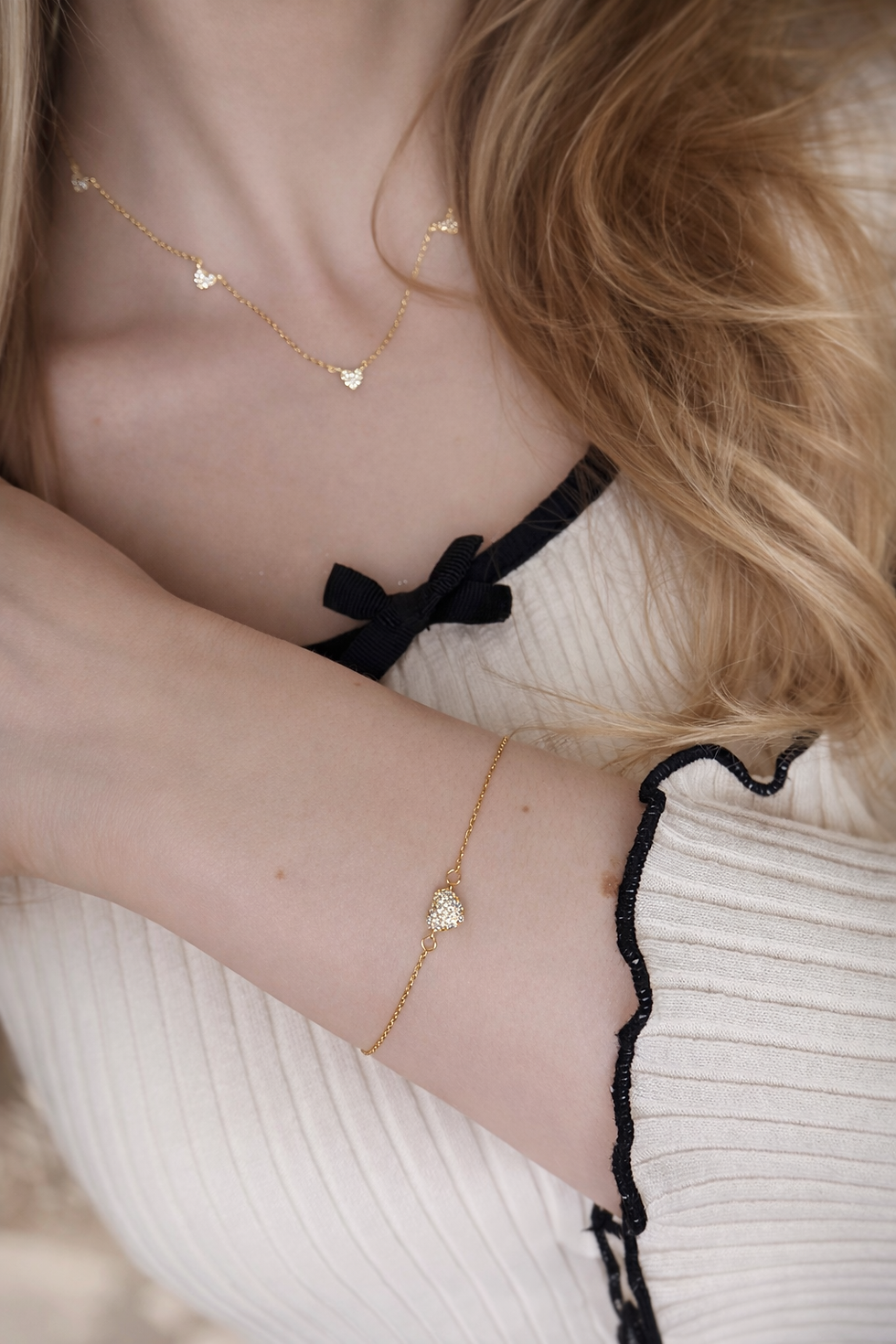 Thumbnail: Mini Heart Pavé Necklace