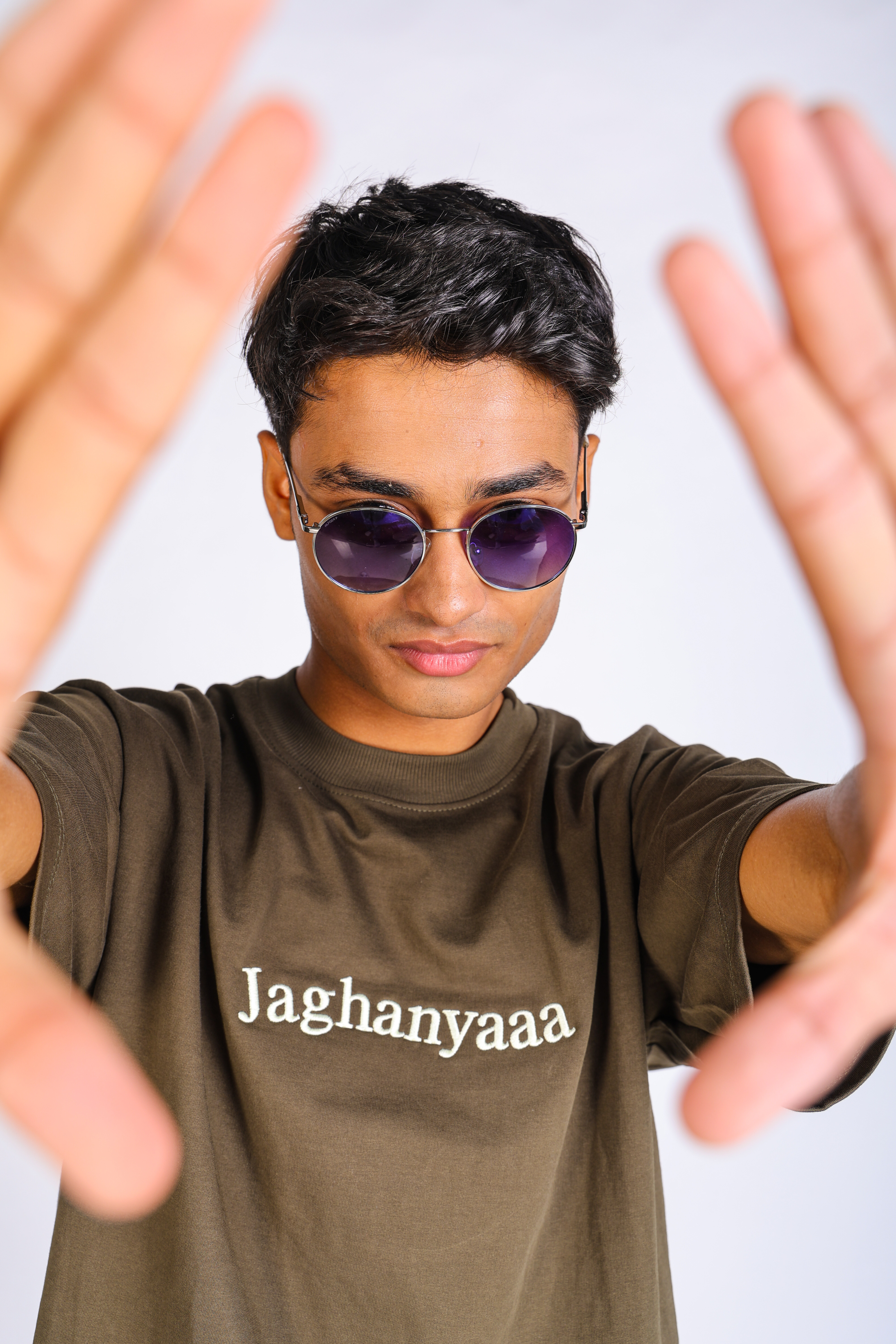 TeeZen: Jaghanyaa Olive Green