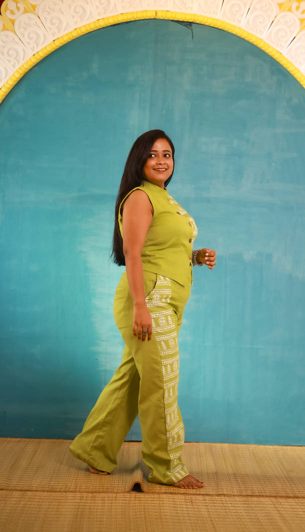 Bari Phera Shobuj Vest Set - Image 3