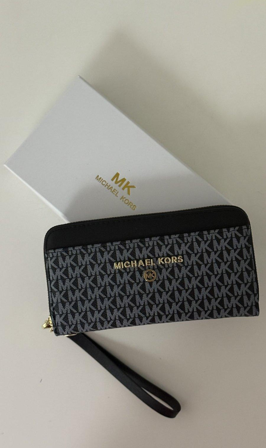 תמונה ממוזערת: ארנק Micheal Kors