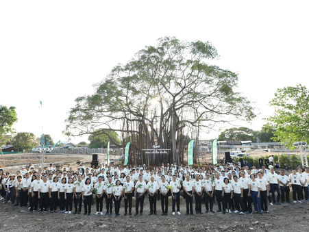 ปตท. รวมพลังผู้บริหารและพนักงานร่วมปรับภูมิทัศน์@คลองเปรมประชากร สร้างสวนฯให้คนเมือง