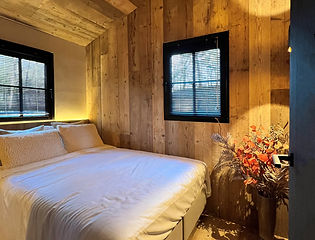 kleine slaapkamer (002).jpg