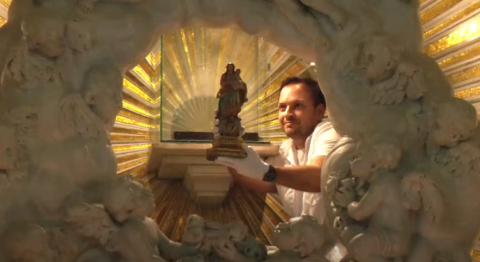 Imagem Original de Nossa Senhora de Nazaré é descida do Glória, em Belém/PA.