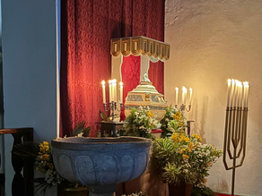 Paróquia São João Batista celebra Missa da Ceia do Senhor e fiéis mantêm Vigília Eucarística contínua em Cananéia