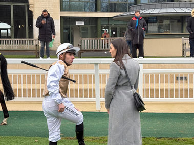 Wiktoria Szczęśniak dans le rond de présentation à Chantilly