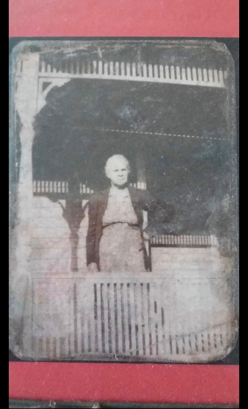 A picture of Julia English (1869-about 1940).