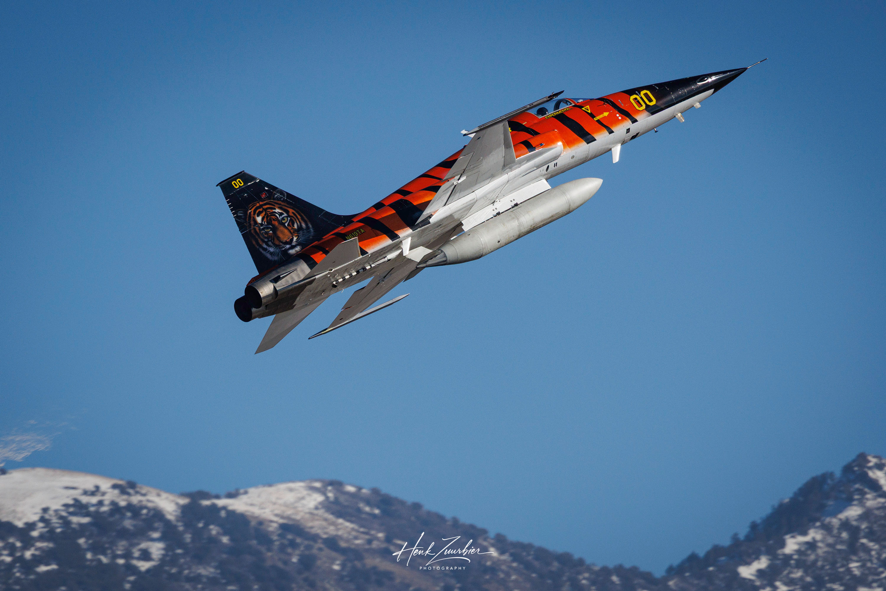Tactical air support F5