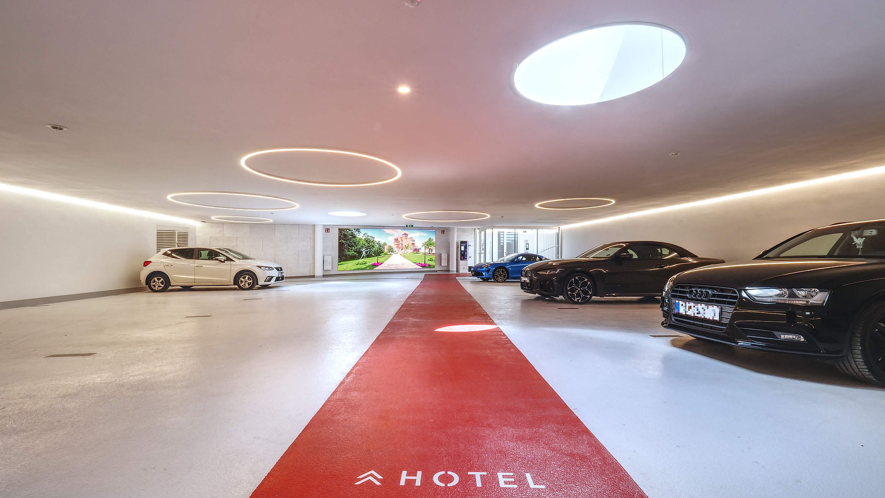 Garage Hotel Schloss Mönchstein