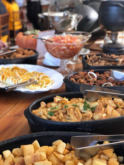 37197263_1799798666772372_3332579843542876160_n