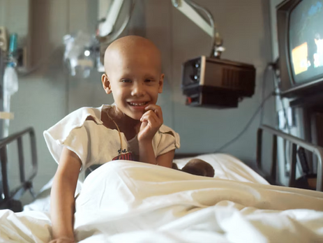 Enhanced Chemotherapy Efficacy and Reduced Side Effects with Decorated Nanospheres