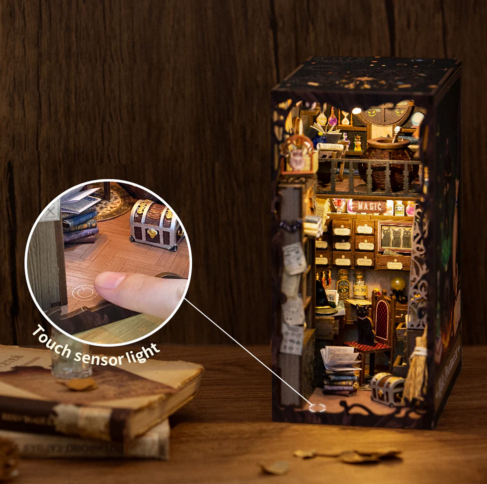 Thumbnail: Magic Pharmacist w/ dust cover | Book Nook Kit