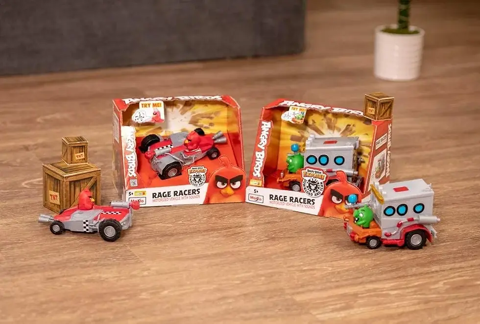 Angry Birds Motorized Racing Toy Red Bird