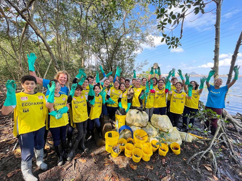 Colégio São José e Instituto EcoFaxina transformam manguezal de Santos em sala de aula
