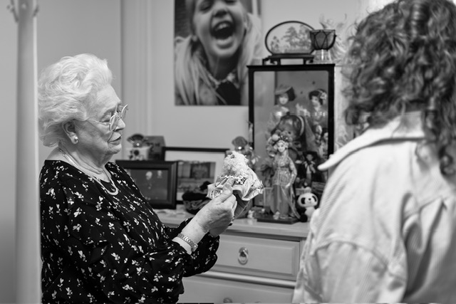 Joan Sommers shares memories, awards and memorabilia in her home (Photo by Alexander Buettner)