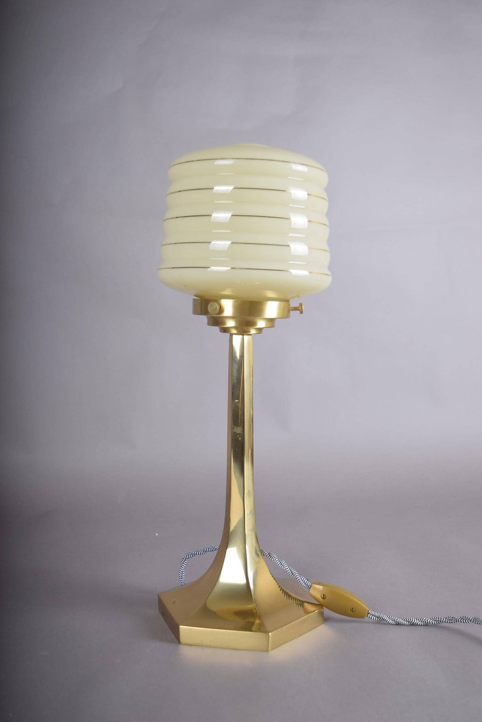 Thumbnail: Josef Hoffmann Style Table Lamp – Brass & Opaline Glass, Wiener Werkstätte Inspired - image 10