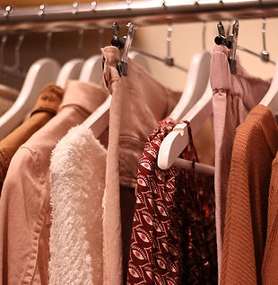 Second-Hand im Kleiderbrocki in St. Urban.