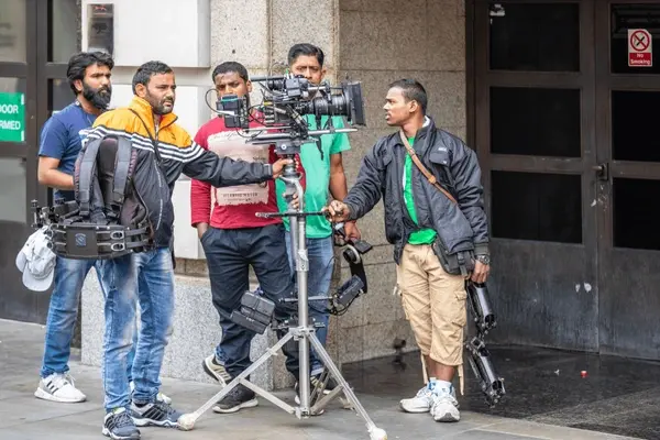 london-uk-july-2019-videographers-shooting-600nw-1460264939.webp