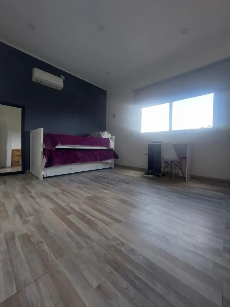 Miniatura: Chacra con Piscina a 200 m de Ruta N 7 - San Andres D Giles.