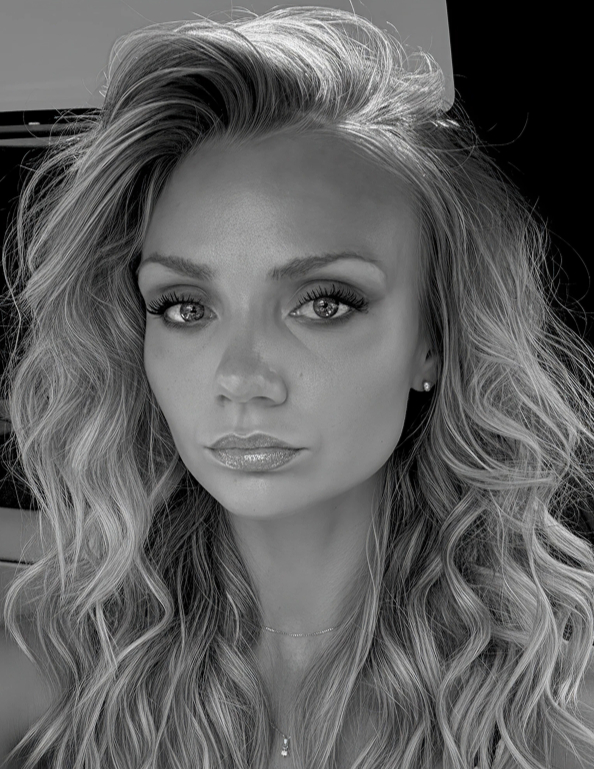Mathilda_Ljungberg_image_headshot_founder_Weme_edited.jpg