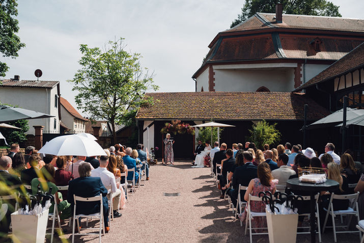 freie Trauung im Innenhof