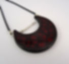 collier rouge bordeaux en forme de lune bijou en céramique