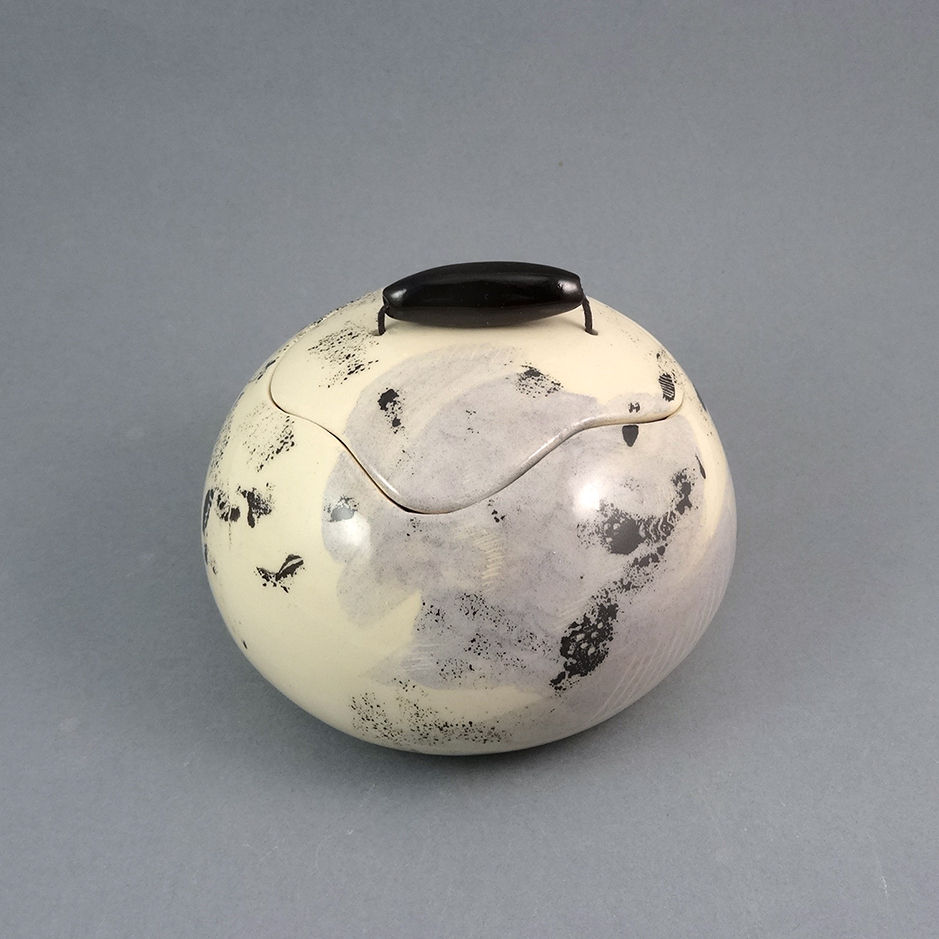 boite à sel originale ronde en céramique artisanale illustrée