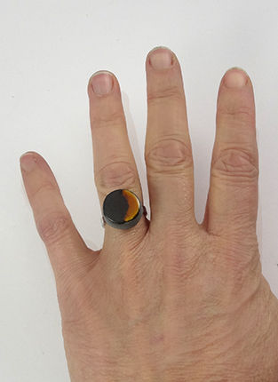 Miniature : petite bague chic prune bordeaux argent mat ron en céramique