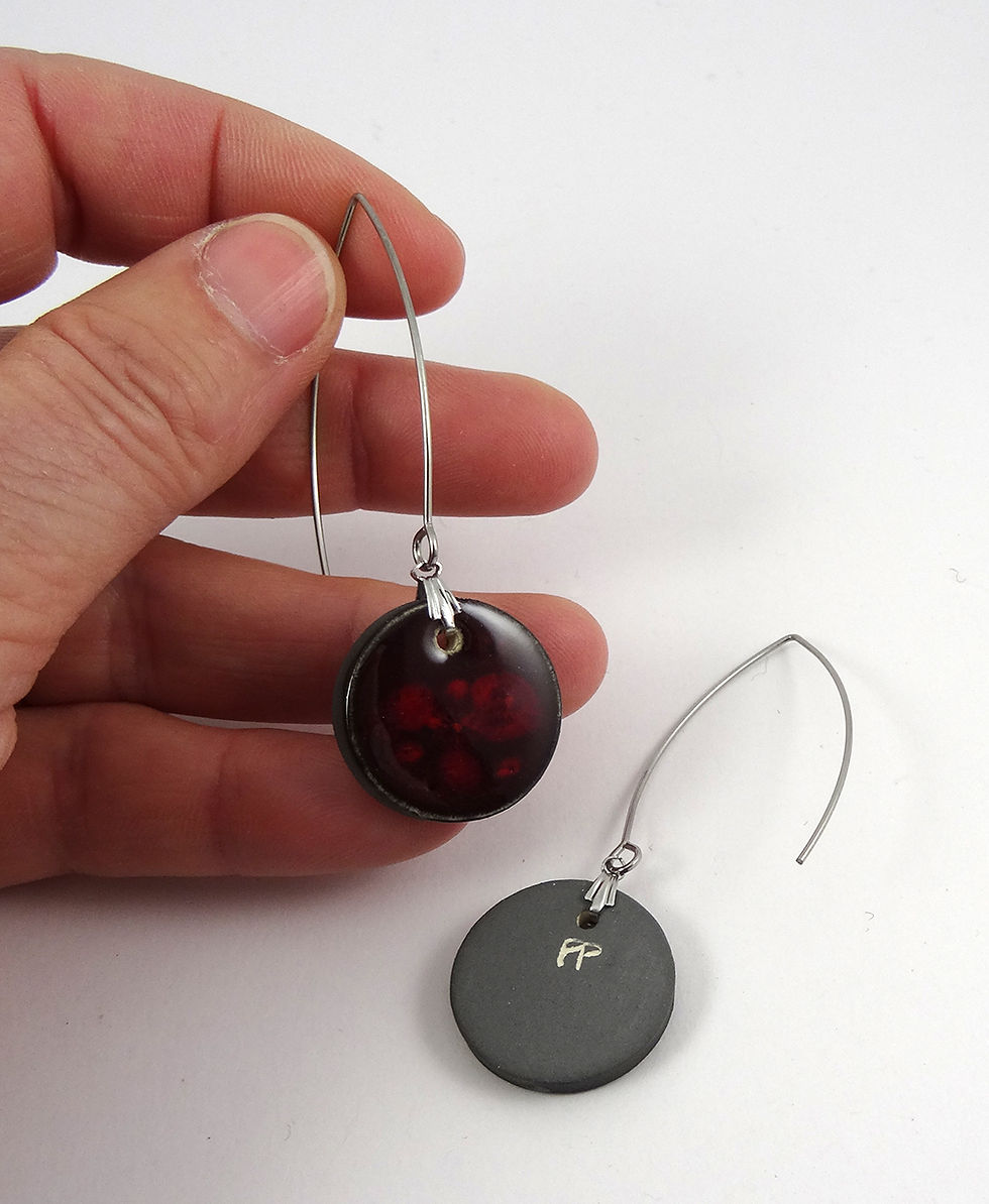 Miniature : grandes boucles d'oreilles rouge bordeaux pour femme bijou céramique