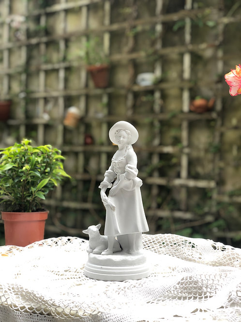Figura Dama Biscuit