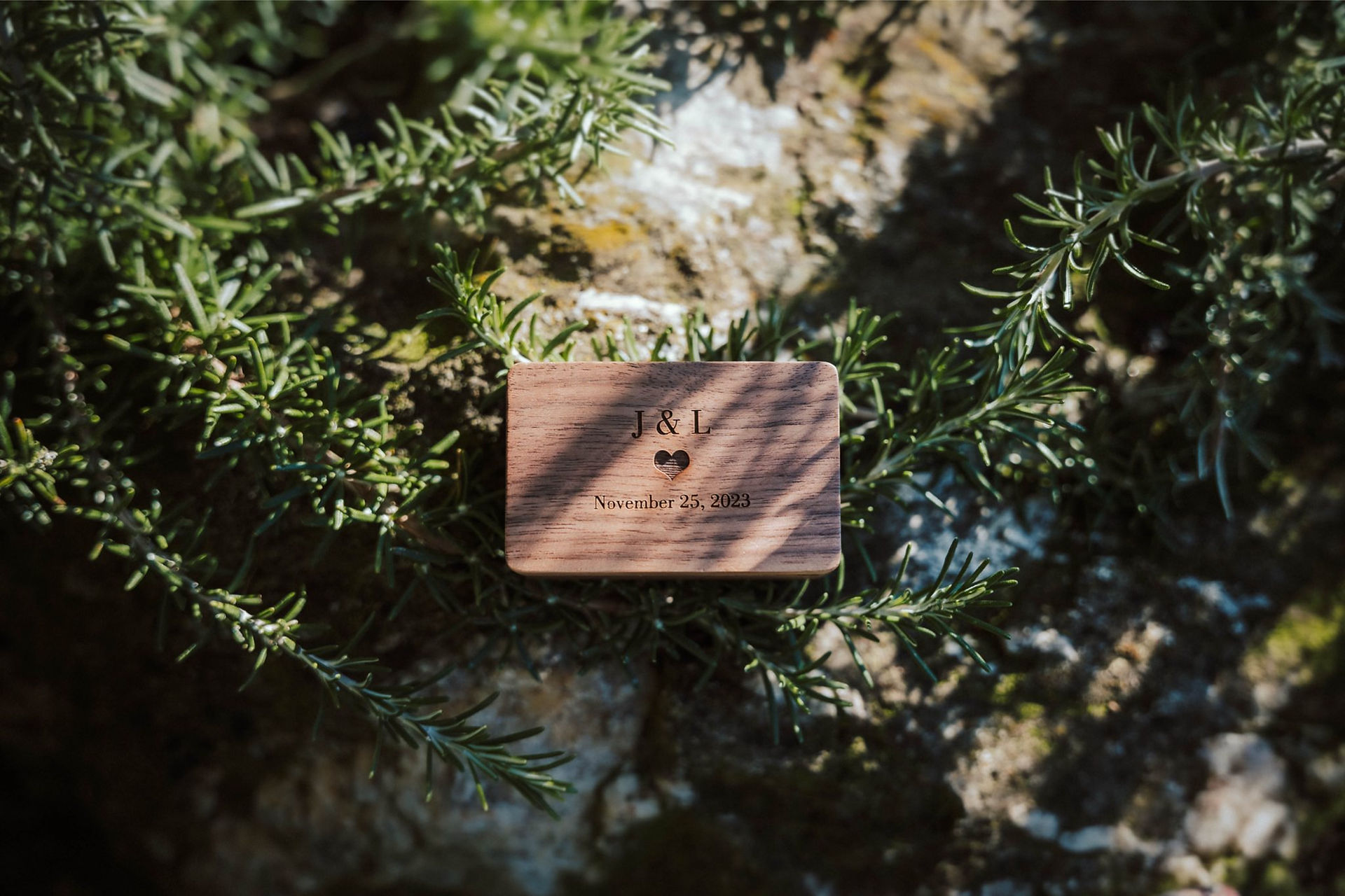 Lake Como Elopement Intimate Winter Wedding Rings Box