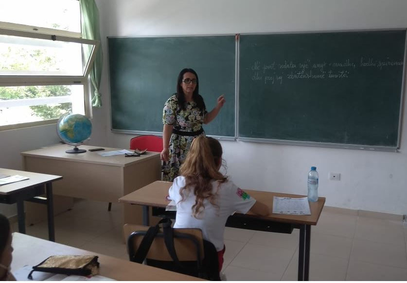 During class hour - Gjocaj