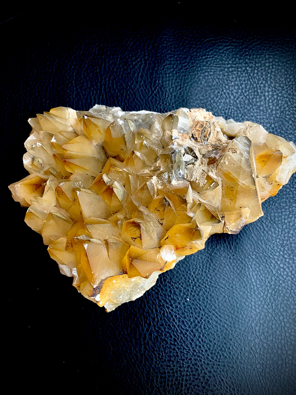 Thumbnail: Dogtooth Calcite