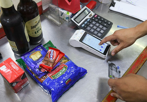 La inflación y el dólar: las alimenticias empezaron a remarcar y piden subas de hasta el 8%