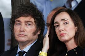 Un millón de firmas para hacerle Juicio Político a Javier Milei y Victoria Villarruel