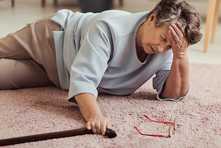 woman-elderly-fallen-on-floor-846x564.jpg