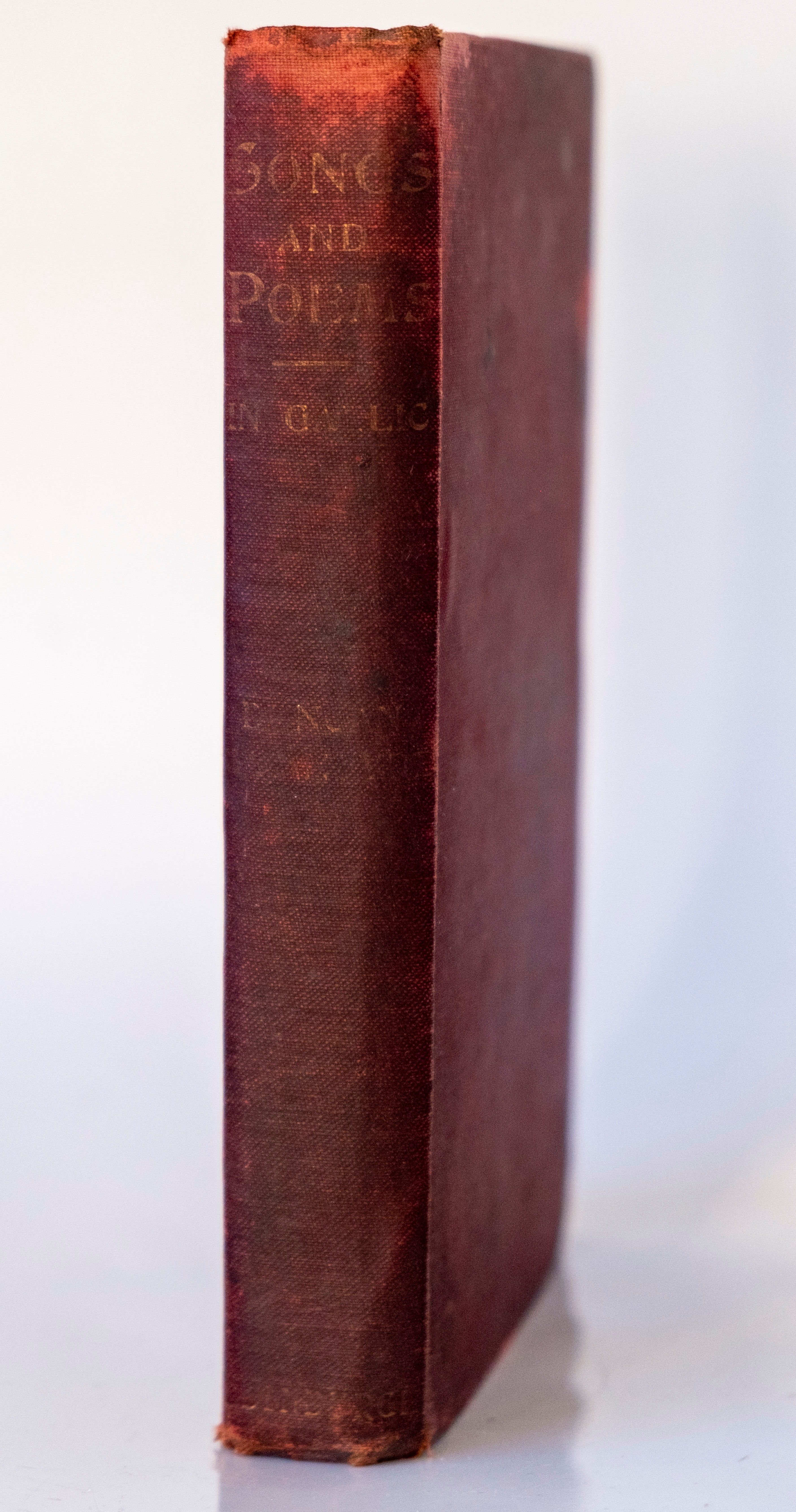 Òrain agus Dana Gàidhealach - Songs and Poems in Gaelic