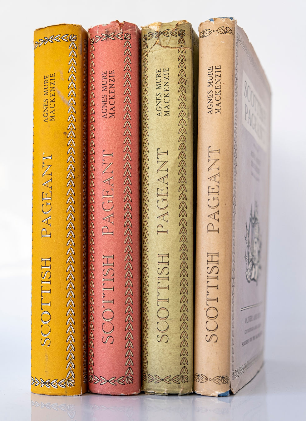 Scottish Pageant - Edited by Agnes Mure MacKenzie