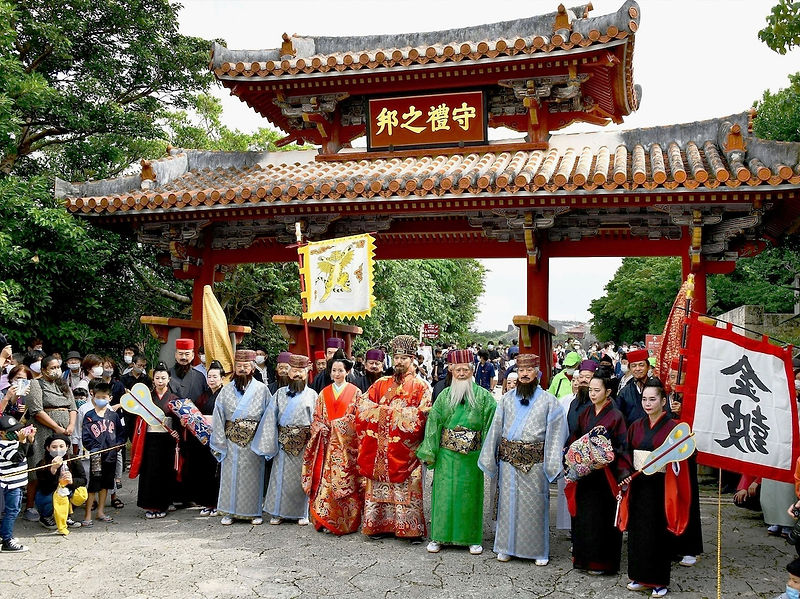 昨年行われた首里城祭の様子=2020年11月(大塚さん提供).jpeg